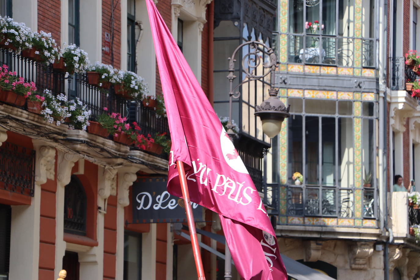 Camino a la libertad desde León