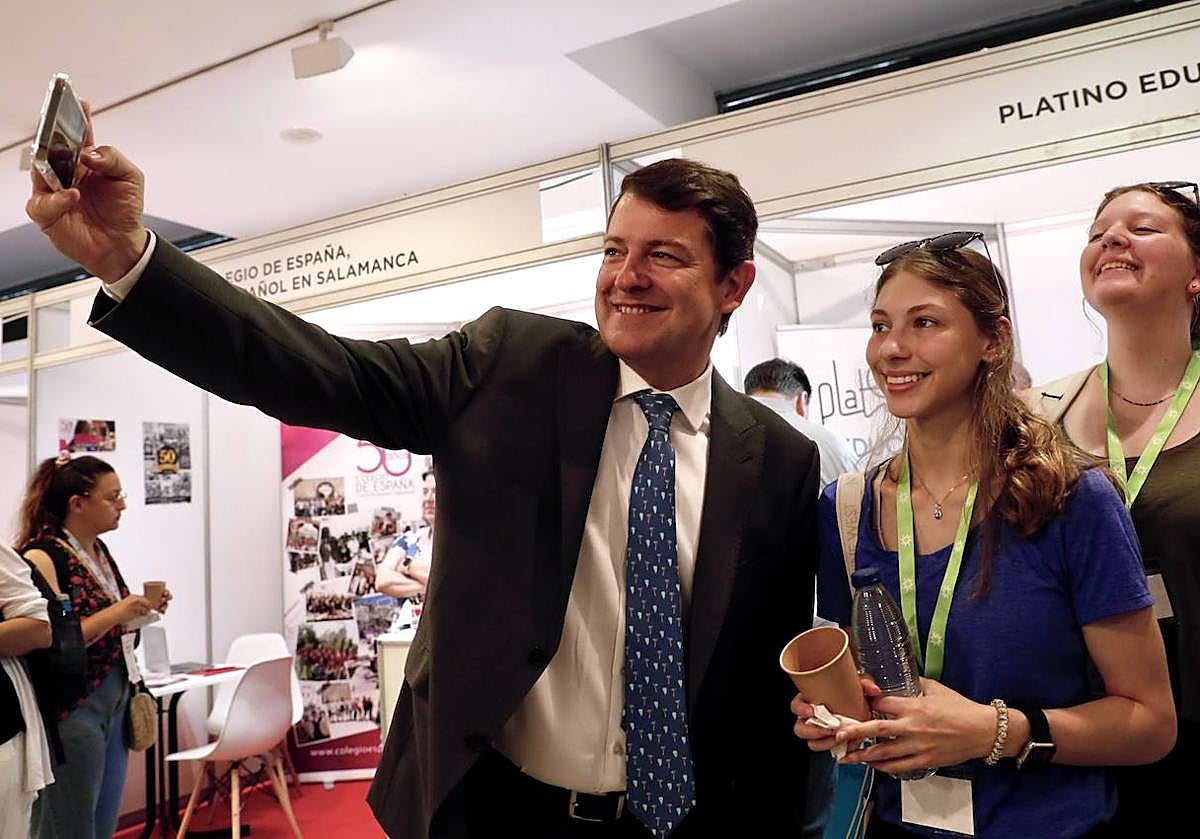 El presidente de la Junta de Castilla y León, Alfonso Fernández Mañueco, inaugura el ''VII Congreso Internacional del Español en Castilla y León. Español para todos''.