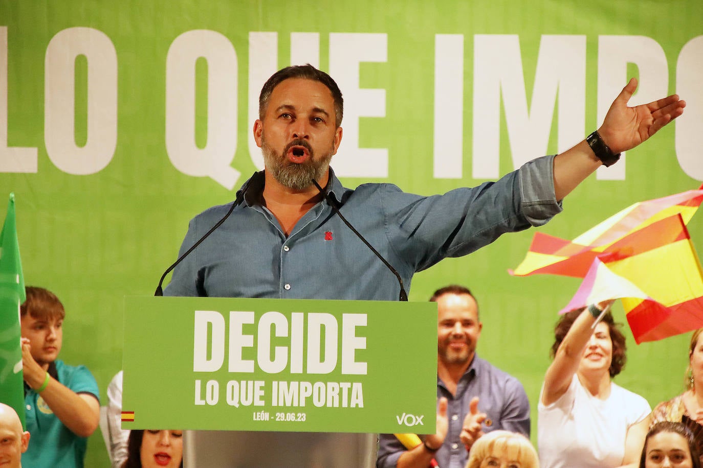 Acto público de Santiago Abascal en León