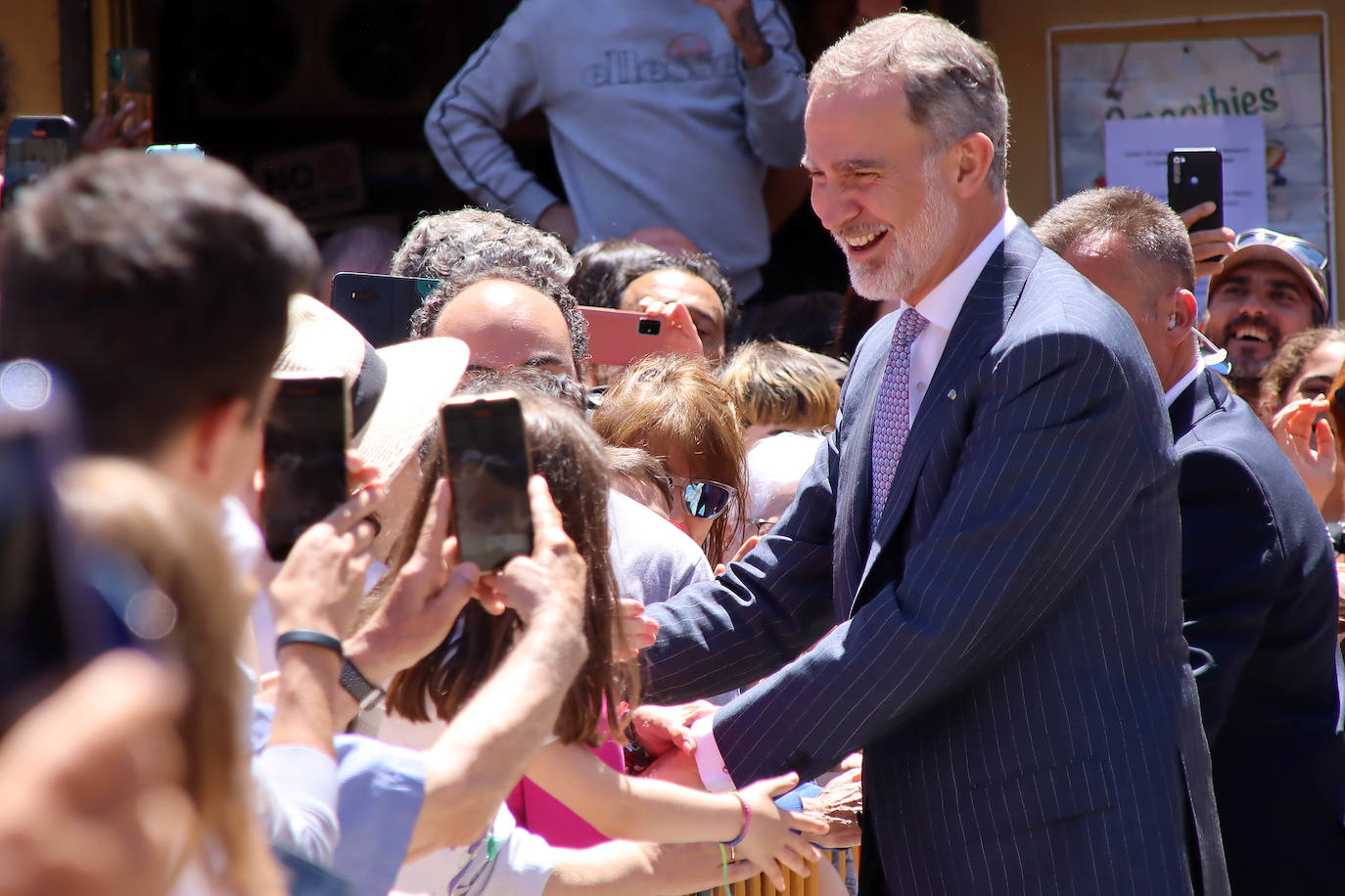 El Rey Felipe VI abandona la Conferencia internacional