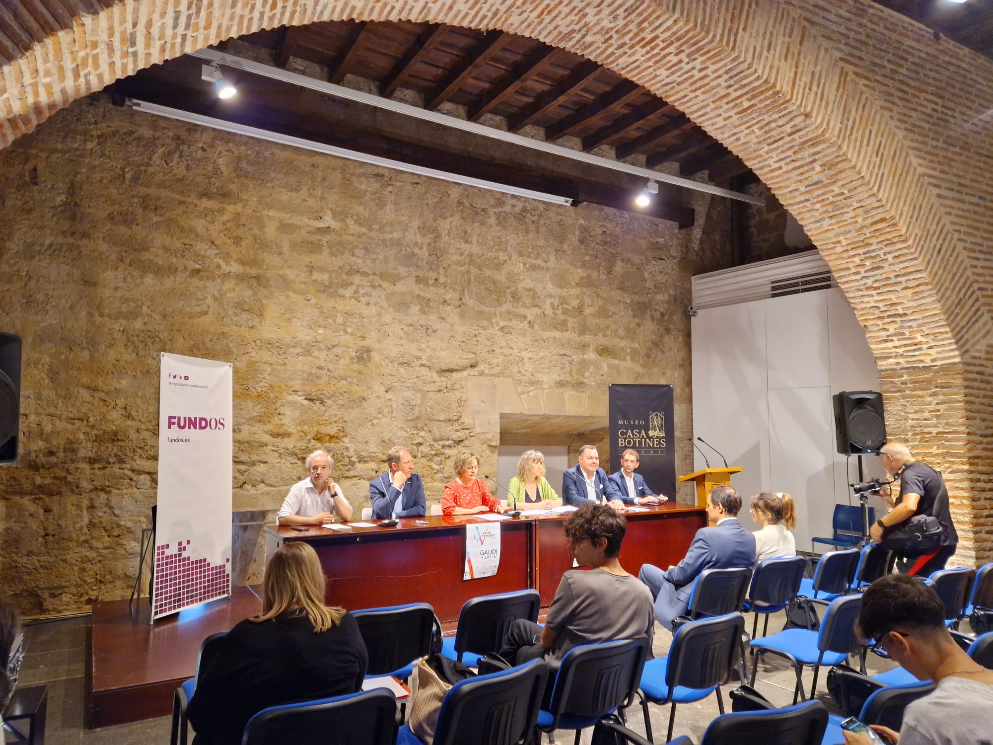 Presentación del curso &#039;Gaudí y la luz&#039;