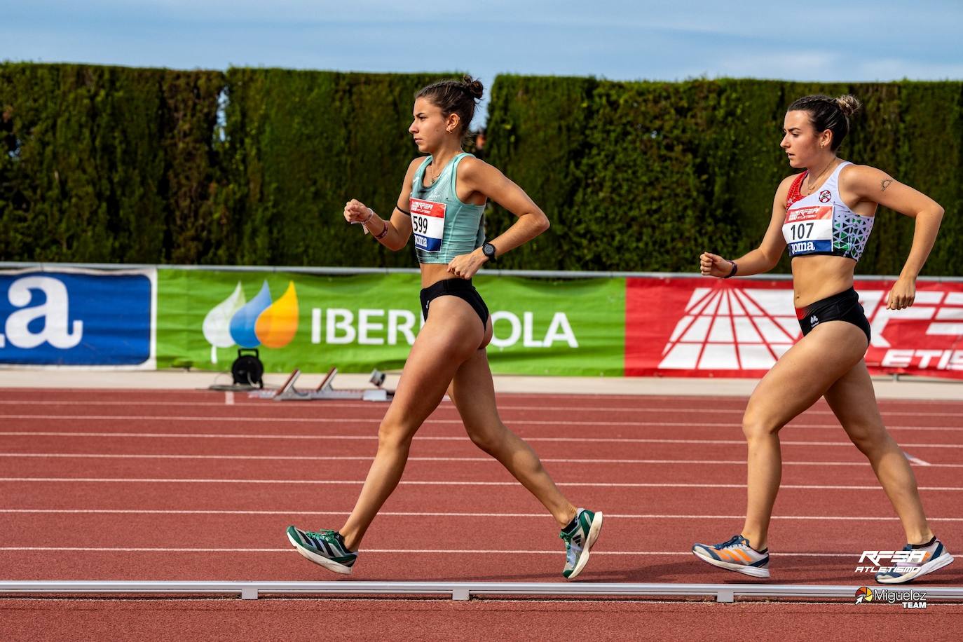 Lucía Redondo, en imagen, se colgó el oro en marcha.