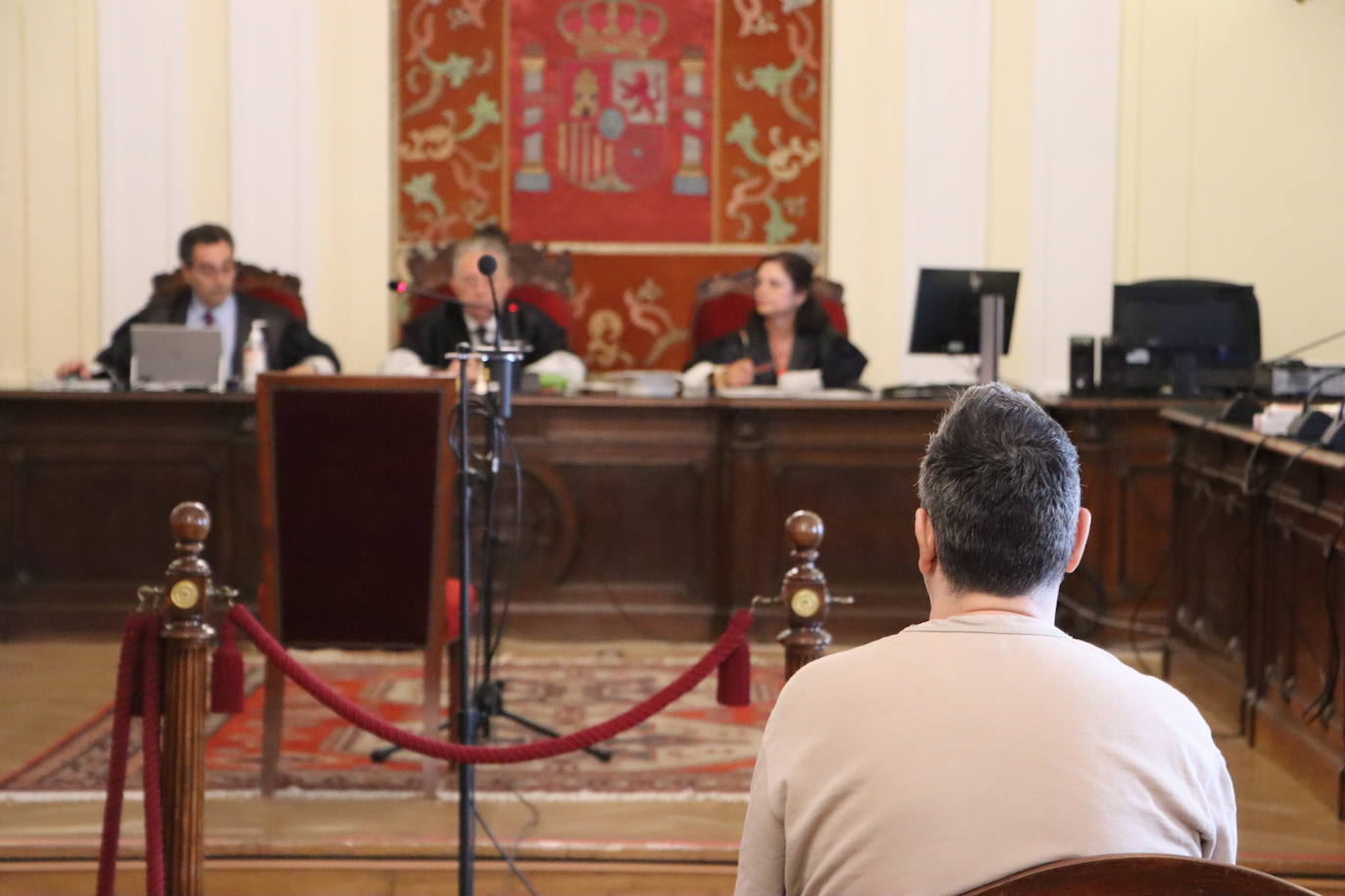 Juicio por estafa en León