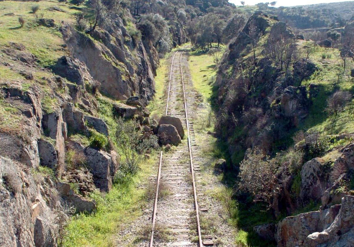 El Gobierno licitará por casi un millón de euros el estudio de viabilidad para reactivar el tren de la Ruta de la Plata