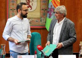 Rúbrica del acuerdo entre la ULE y el Ayuntamiento de Onzonilla.