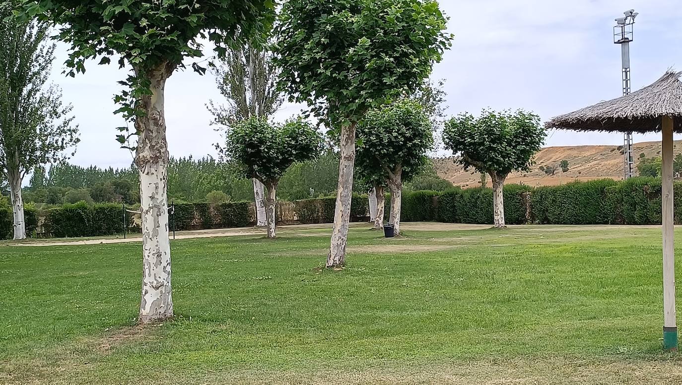 Chapuzón asegurado en las piscinas de Villamañán