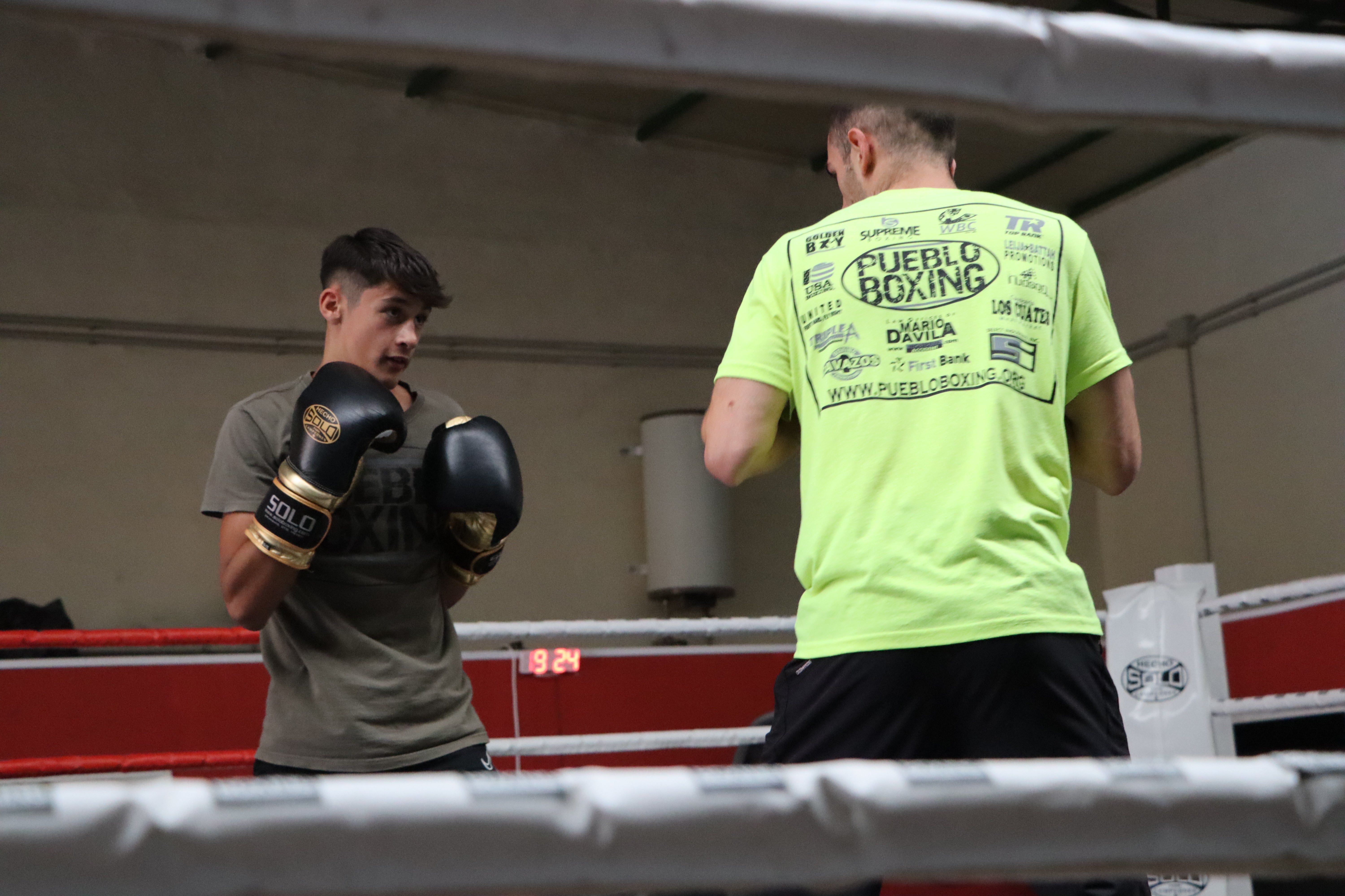 El boxeo se vive en León