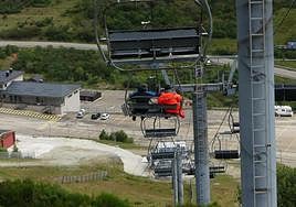 Telesilla La Braña de la estación de Leitariegos.