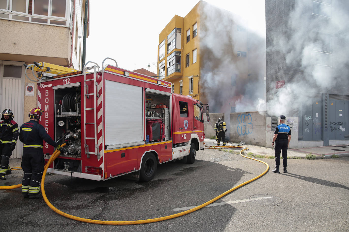 Incendio de un patio en León