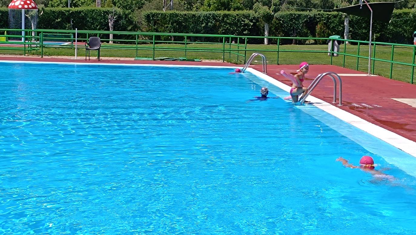 Piscinas en Matallana de Torío