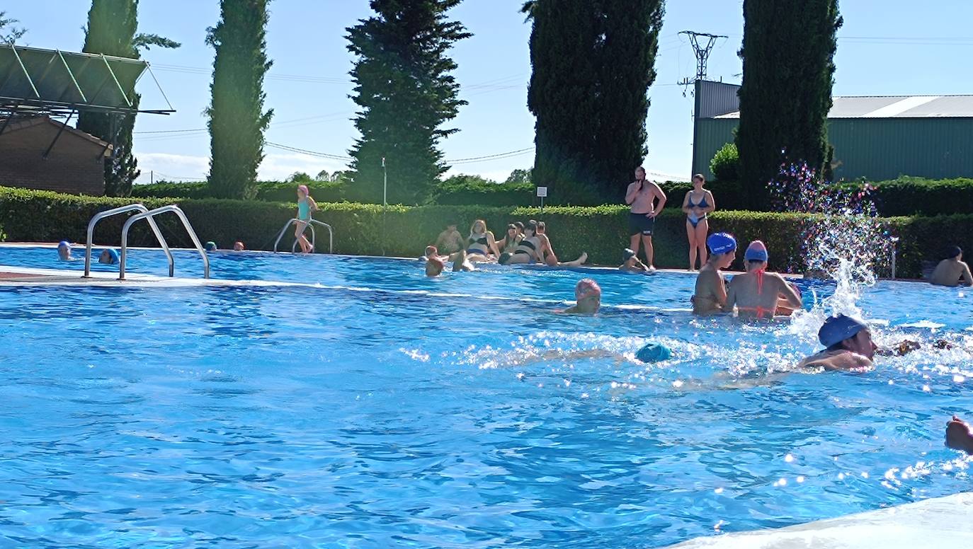 Piscinas para todos en Villanueva del Condado