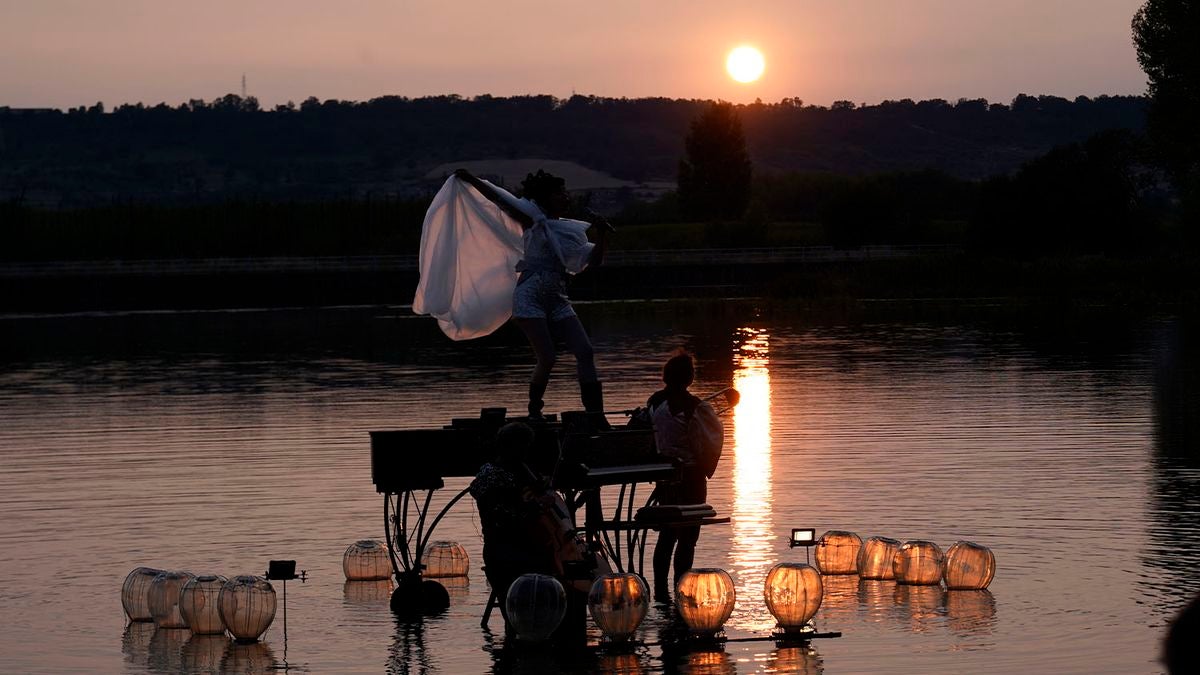 Concierto sobre las aguas del Órbigo