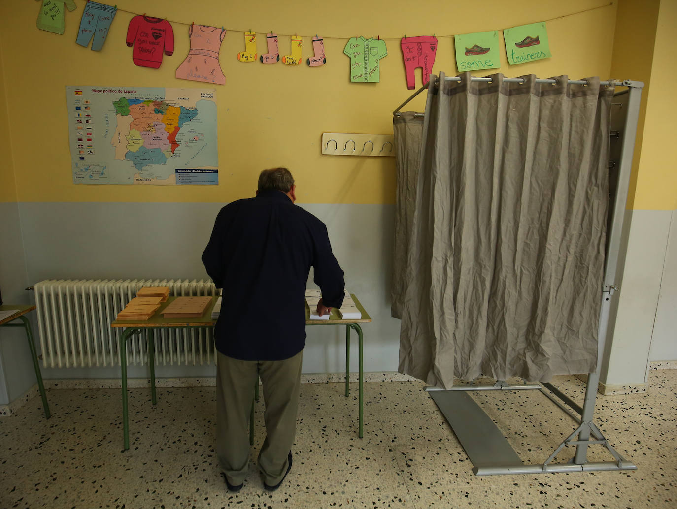 Votaciones a las Cortes Generales en los colegios electorales de Ponferrada