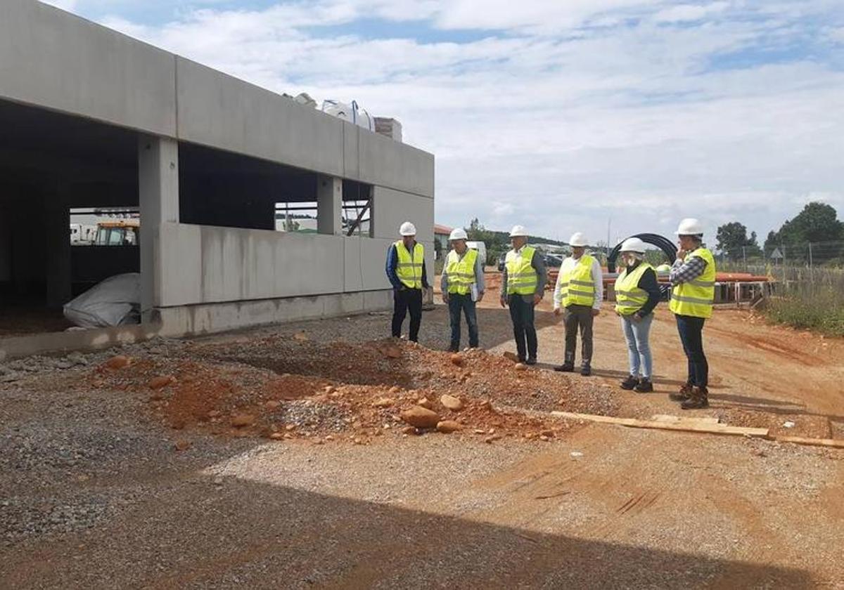 El diputado responsable del Sepeis, Marcelo Alonso, ha comprobado la puesta en marcha de las obras.