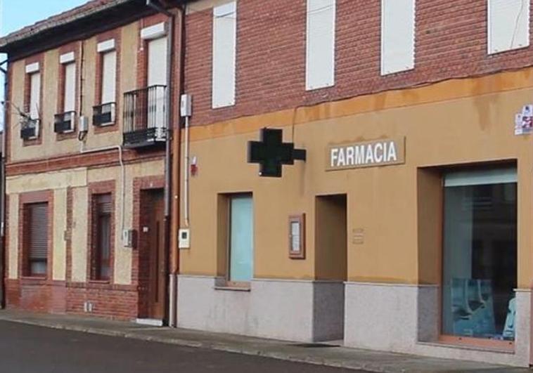 Las 21 farmacias rurales de León en riesgo piden protección por su «gran labor» asistencial y social
