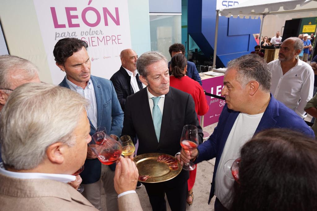 Día de León en la Feria Internacional de Muestras de Asturias