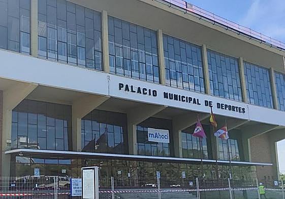 Las obras a las que se está sometiendo el Palacio de los Deportes de León.
