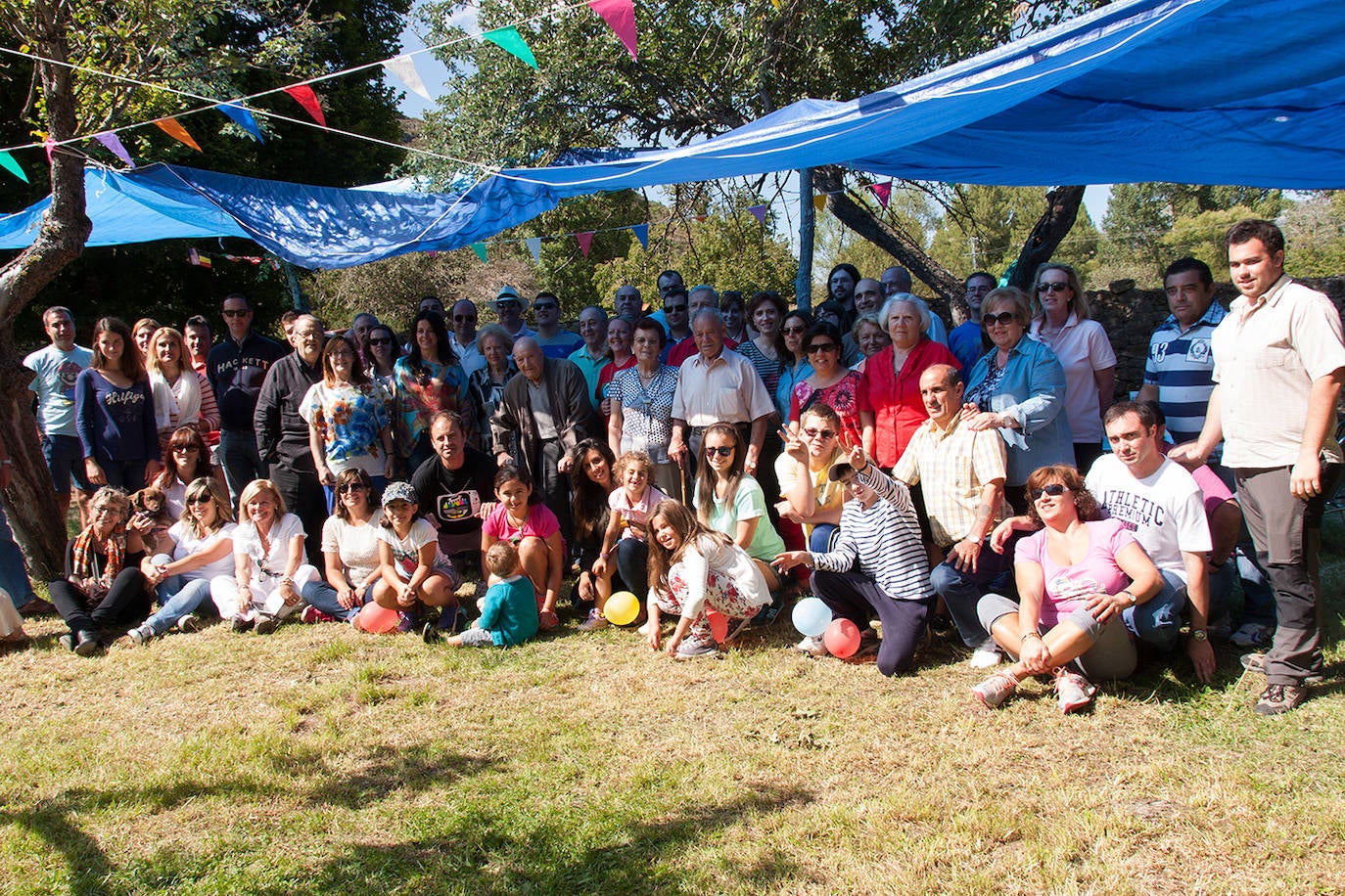 Fiesta-encuentro de los vecinos de Camposillo en 2009.