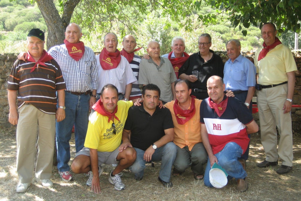 Fiesta-encuentro de los vecinos de Camposillo en 2010.