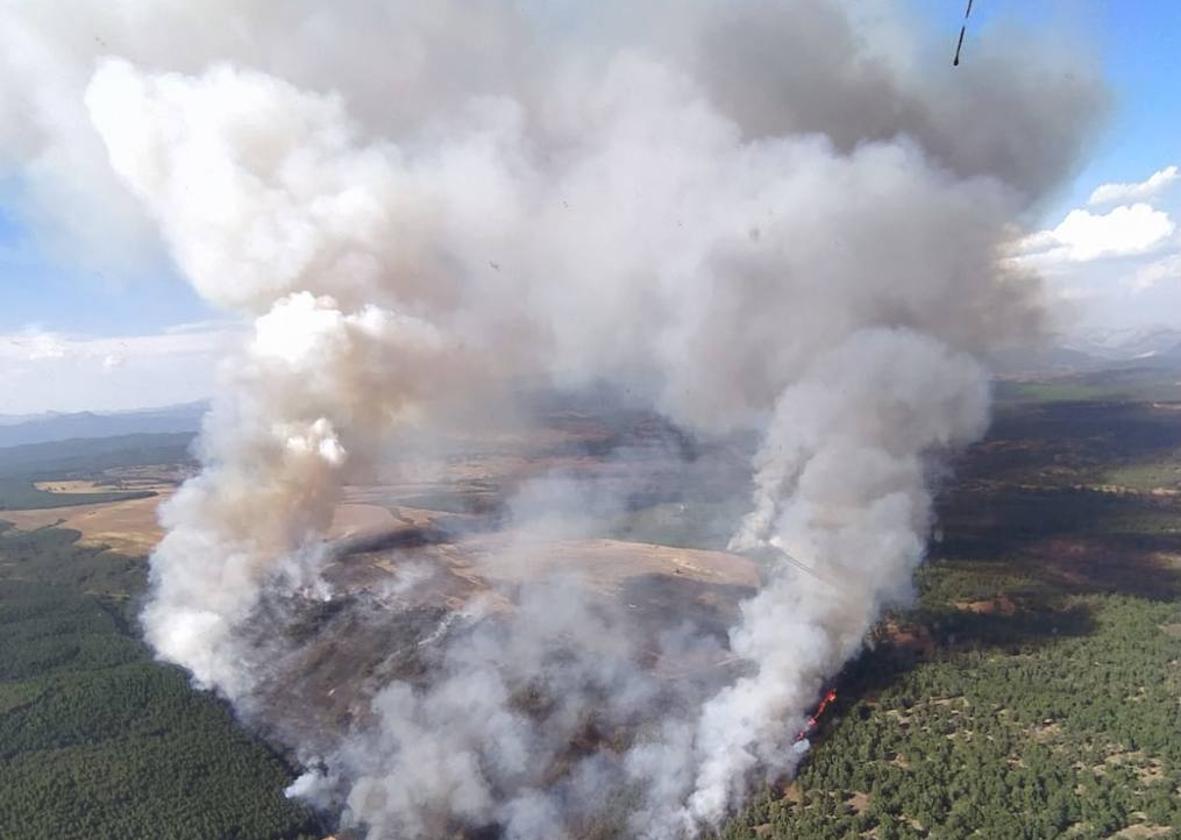 Incendio nivel 2 en San Bartolomé de Rueda