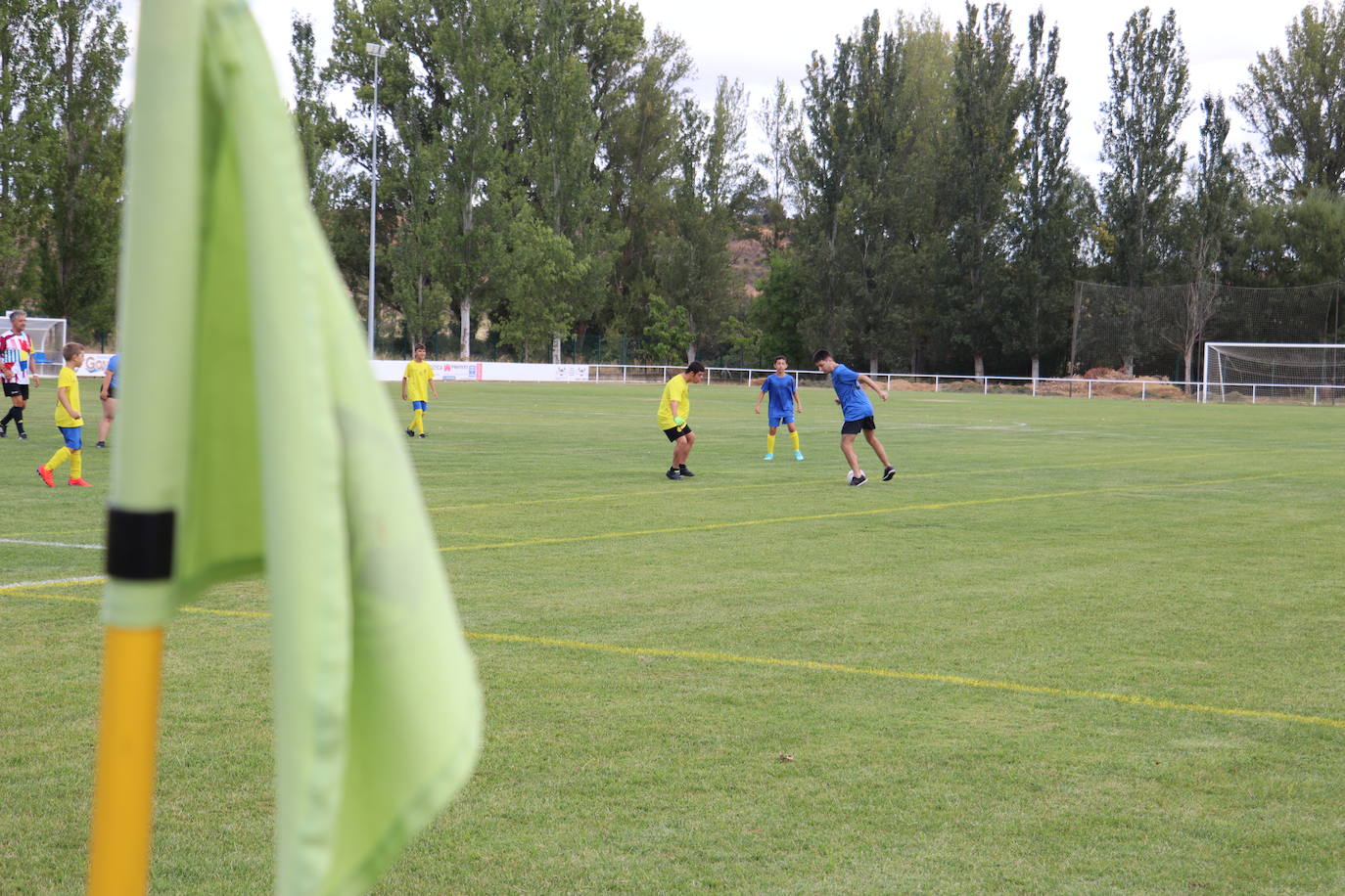 Partido solidario en Santovenia de la Valdoncina