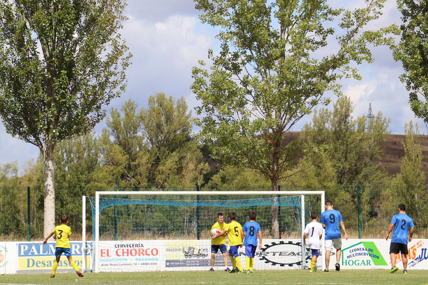 Partido solidario en Santovenia de la Valdoncina