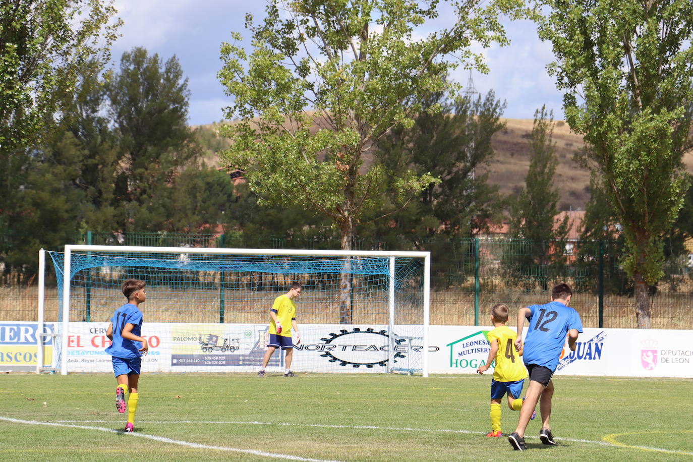 Partido solidario en Santovenia de la Valdoncina