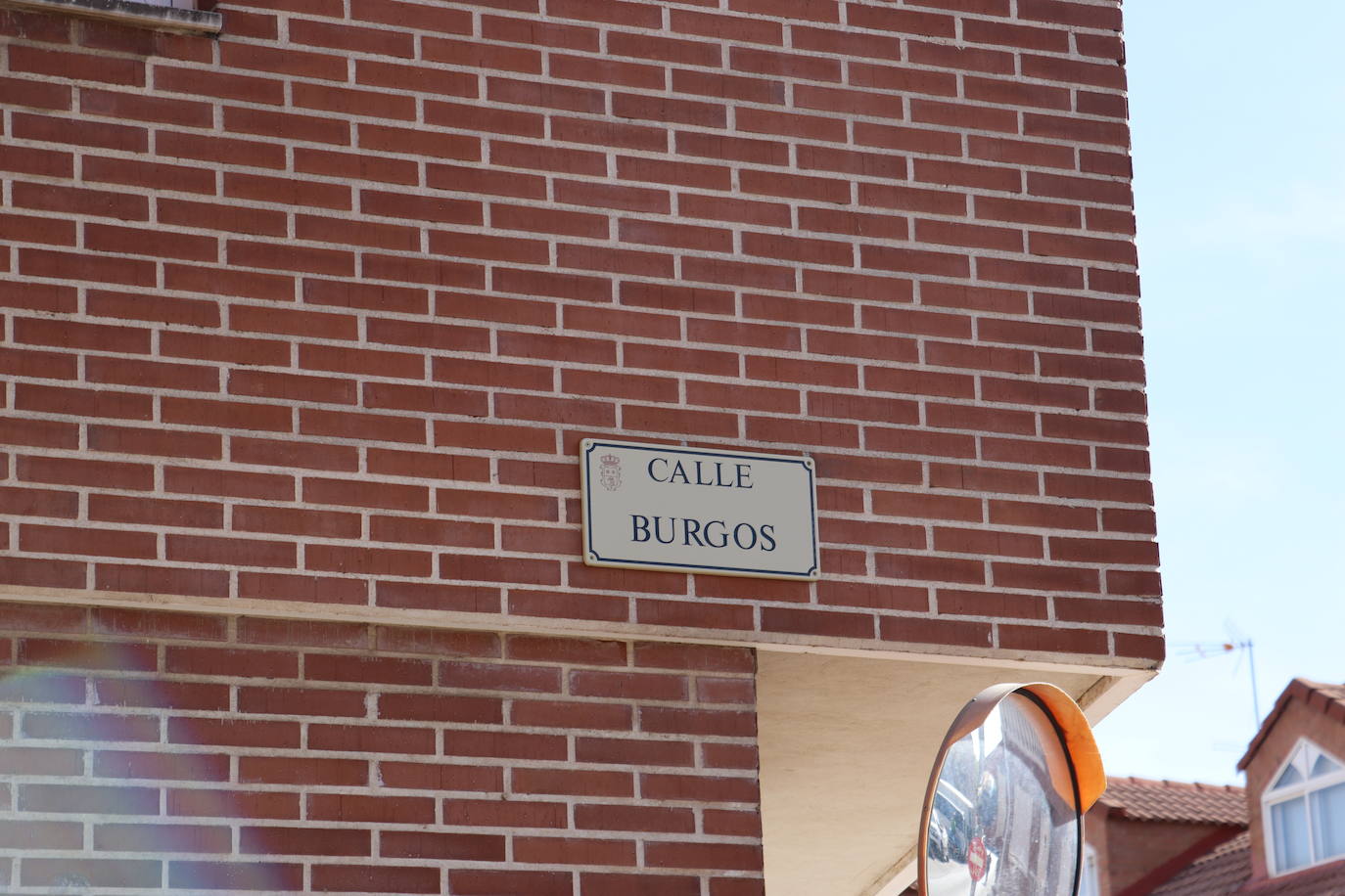 La calle Burgos de San Andrés del Rabanedo donde se sitúa la vivienda. 