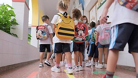 El inicio del curso escolar en León cuesta más de 1.000 euros por alumno