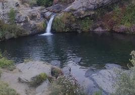 Cascada natural que baña el río Torío en la provincia de León.
