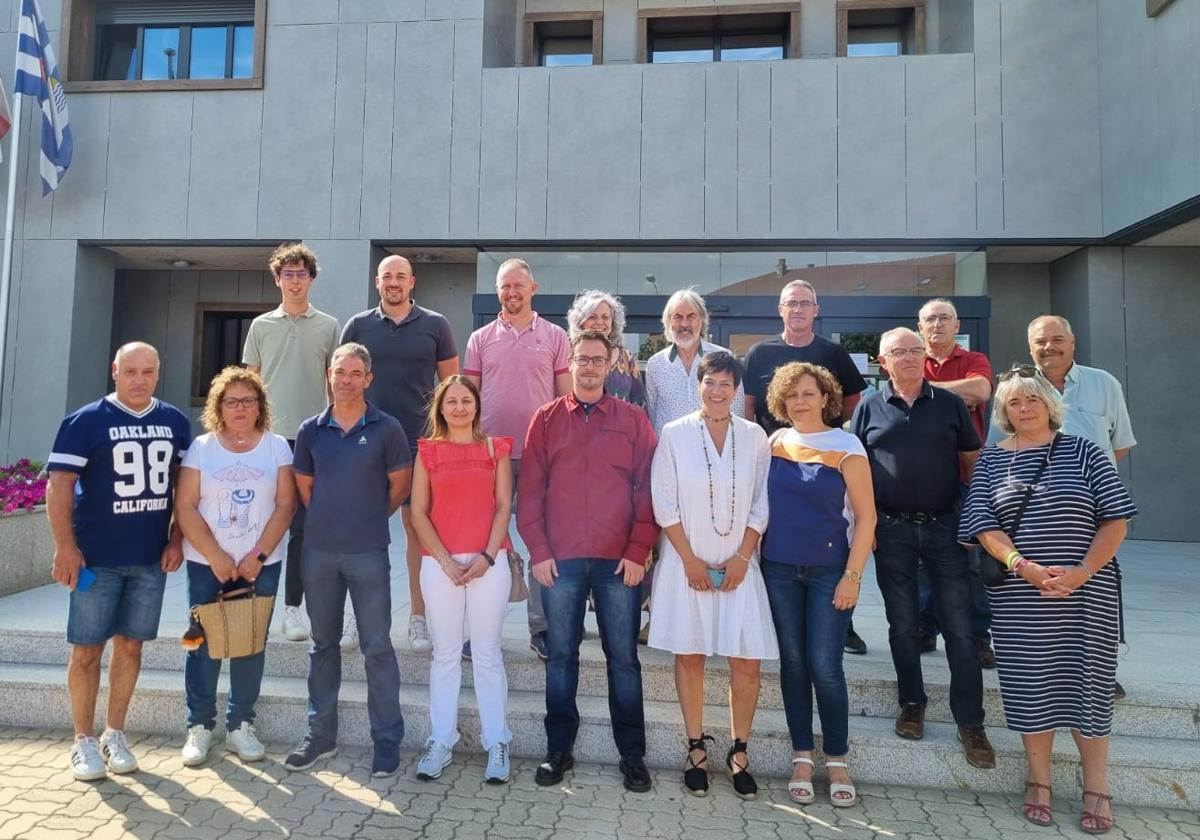 El equipo de gobierno de Villaquilambre tuvo un encuentro con las juntas vecinales de municipio.