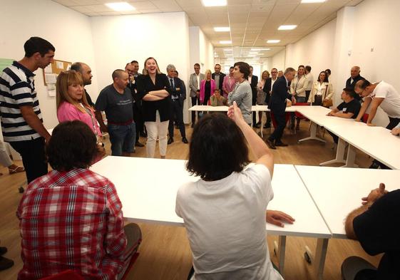 La consejera de Familia e Igualdad de Oportunidades, Isabel Blanco, durante la inauguración del centro de Asprona Bierzo del barrio de Cuatrovientos en Ponferrada