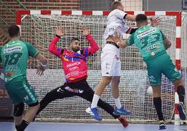 Saeid, en el partido ante Puente Genil de este domingo.