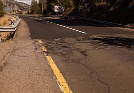 Inicio de la zona asfaltada en este vial de la provincia leonesa.