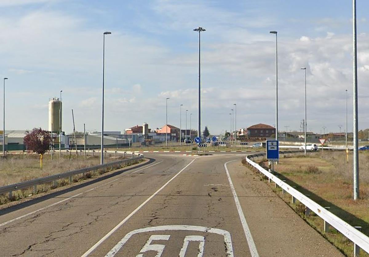 Compromiso de la Junta para las obras de la rotonda de acceso al polígono de Onzonilla