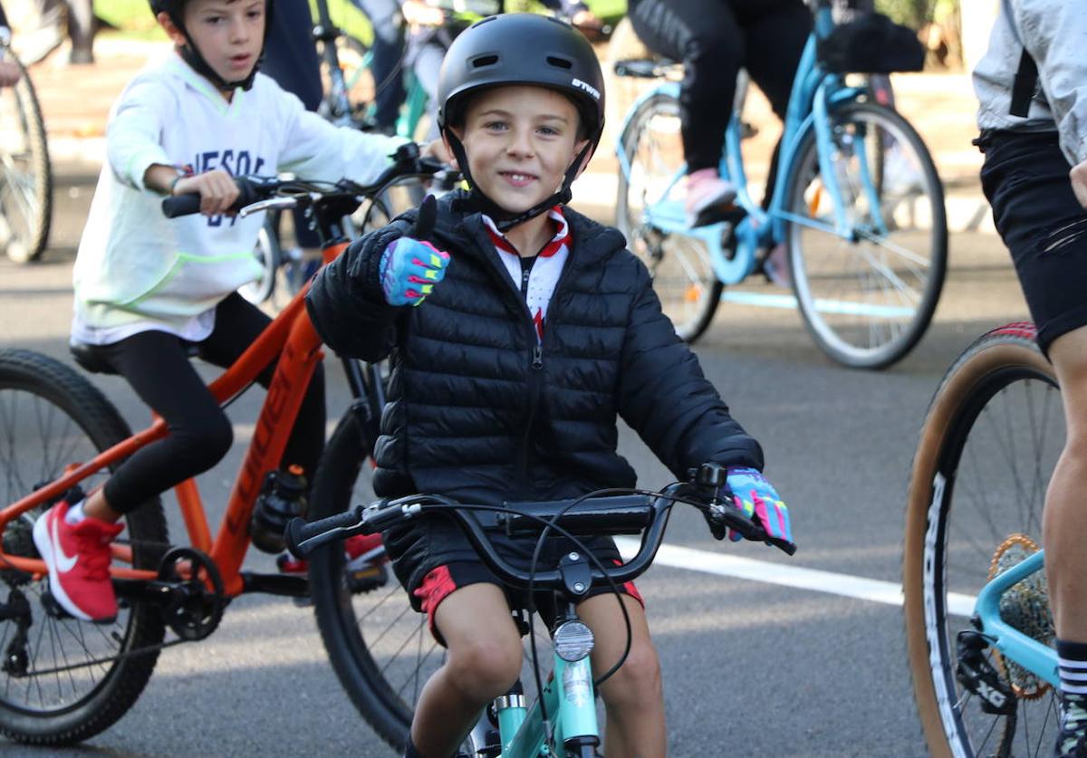 El Día de la Bici se celebra en León.