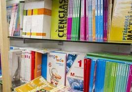 UPL pide a la Junta que haga «realidad» la gratuidad de los libros de texto