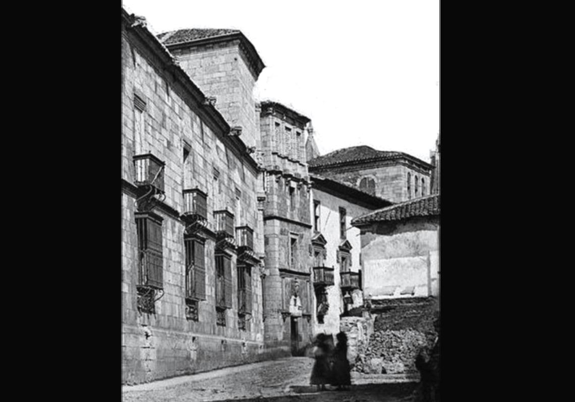 Imagen antes - Calle del Cristo de la Victoria Santos Flórez 1885