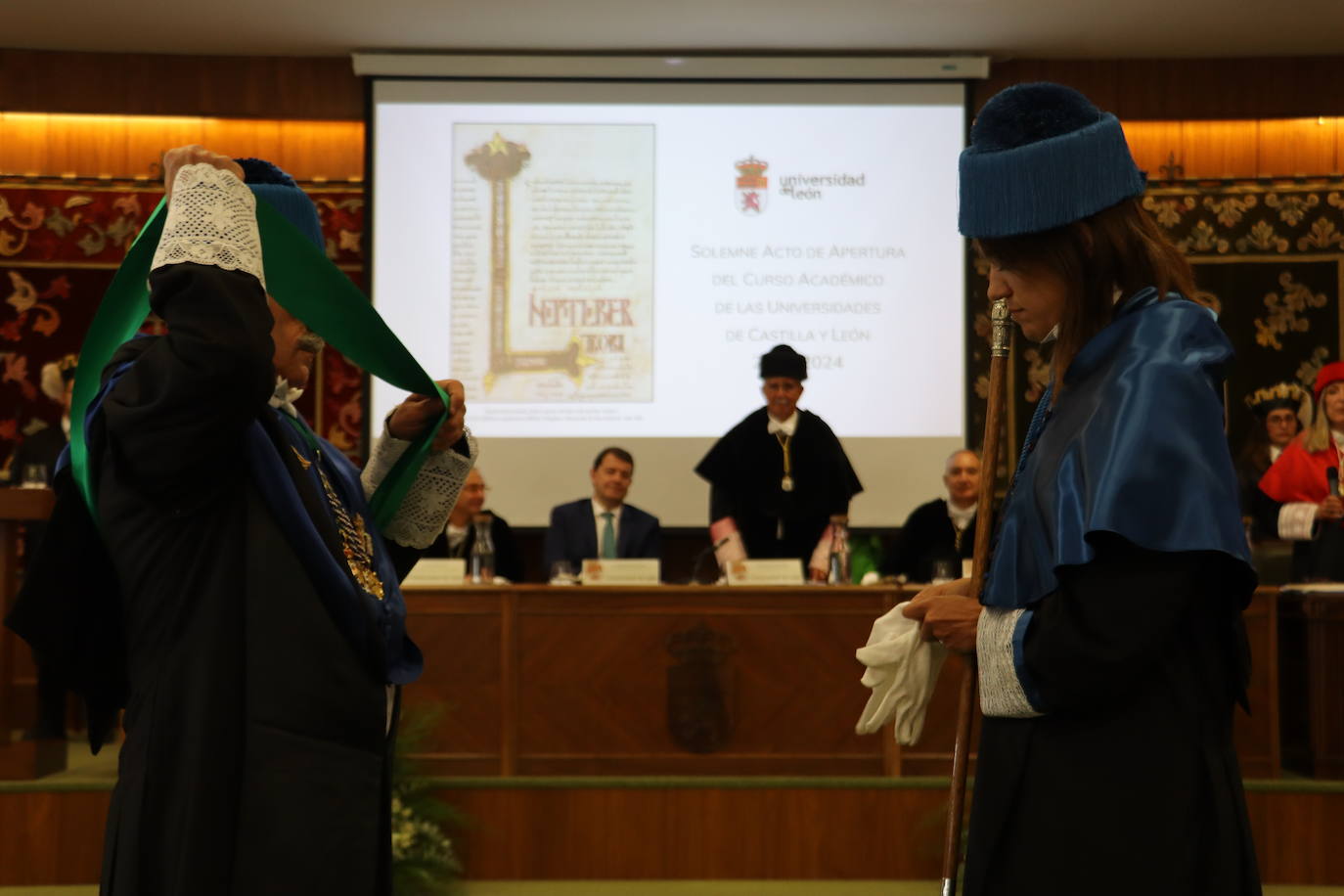 Estanislao de Luis Calabuig se despide como maestro de ceremonias de la ULE