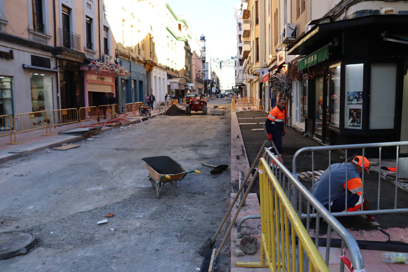 Estado de las obras en Gil y Carrasco.