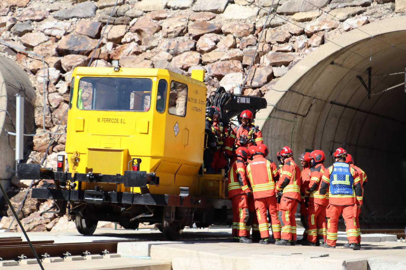 Simulacro de emergencia en la Variante de Pajares