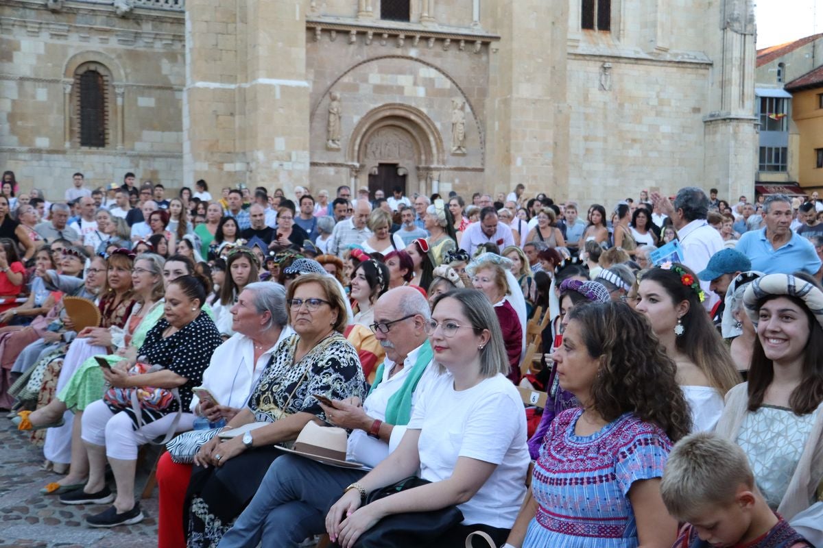 Doncellas como tributo