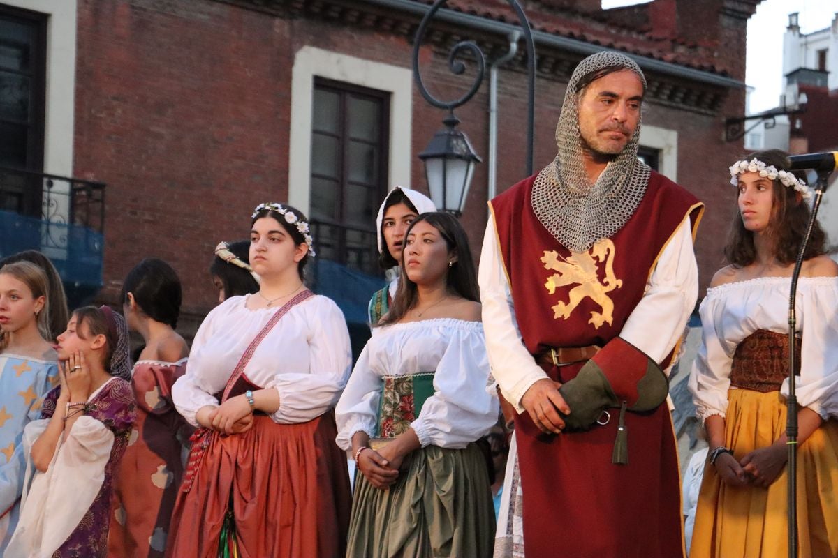 Doncellas como tributo