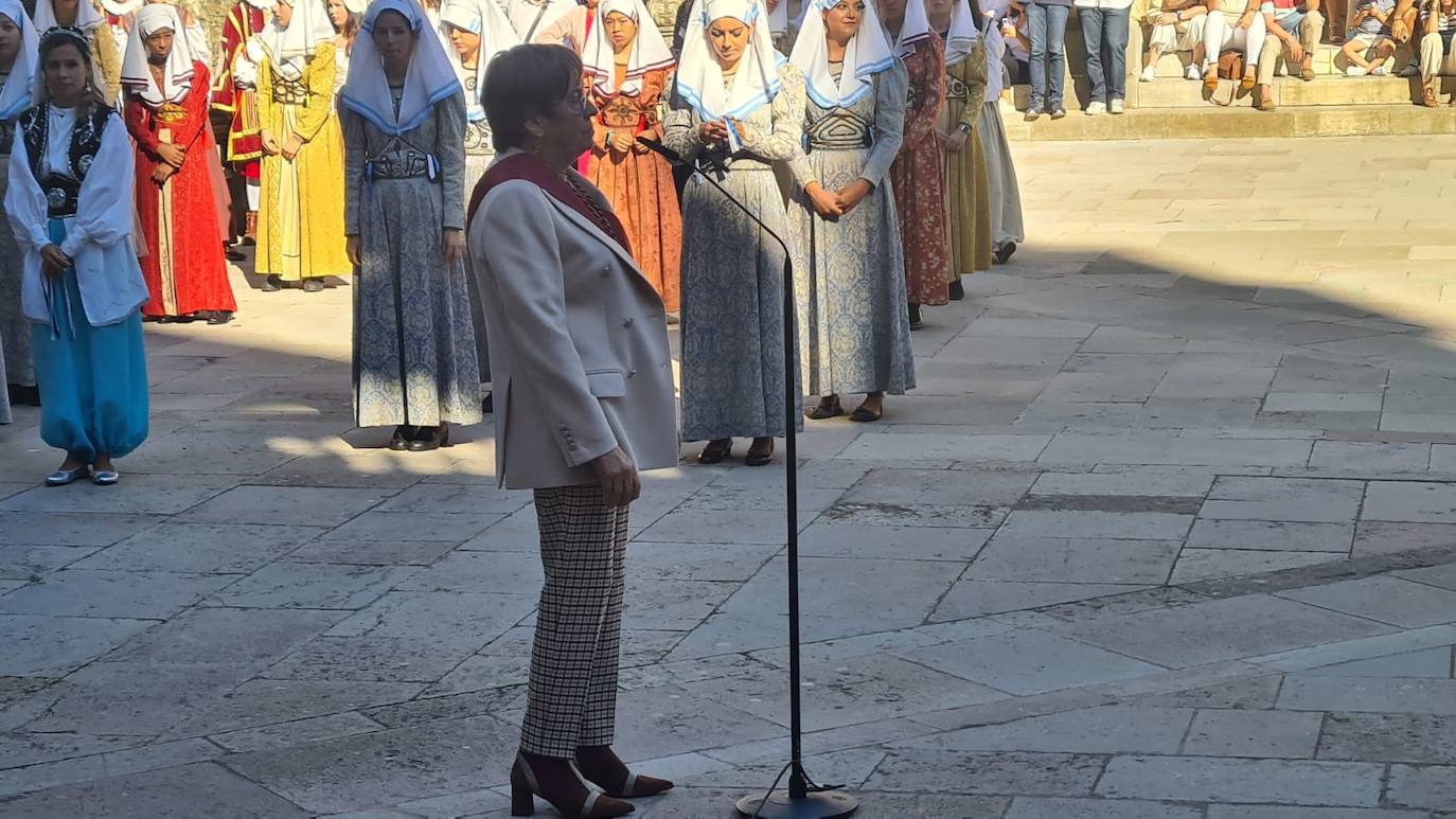 Ceremonia de las Cantaderas en la Catedral de León