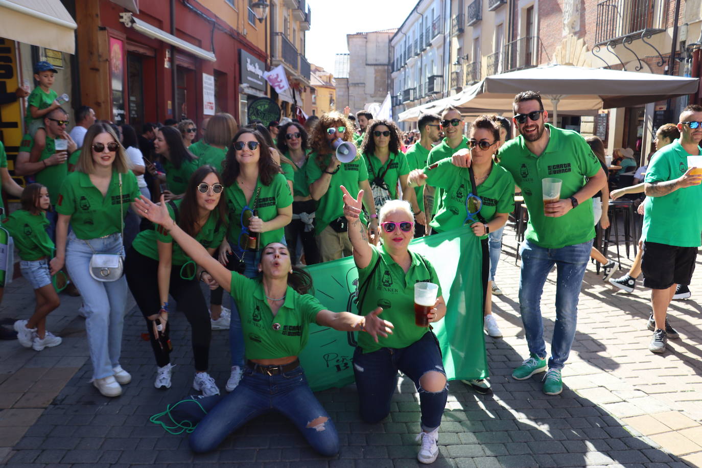 Desfile de peñas en San Froilán