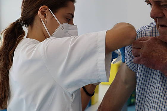 Más de un 45% de los leoneses reciben la vacuna contra la gripe