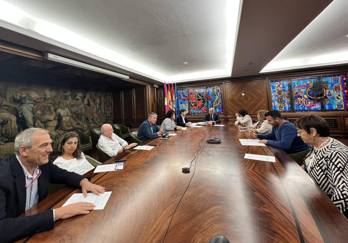 Junta de gobierno local.