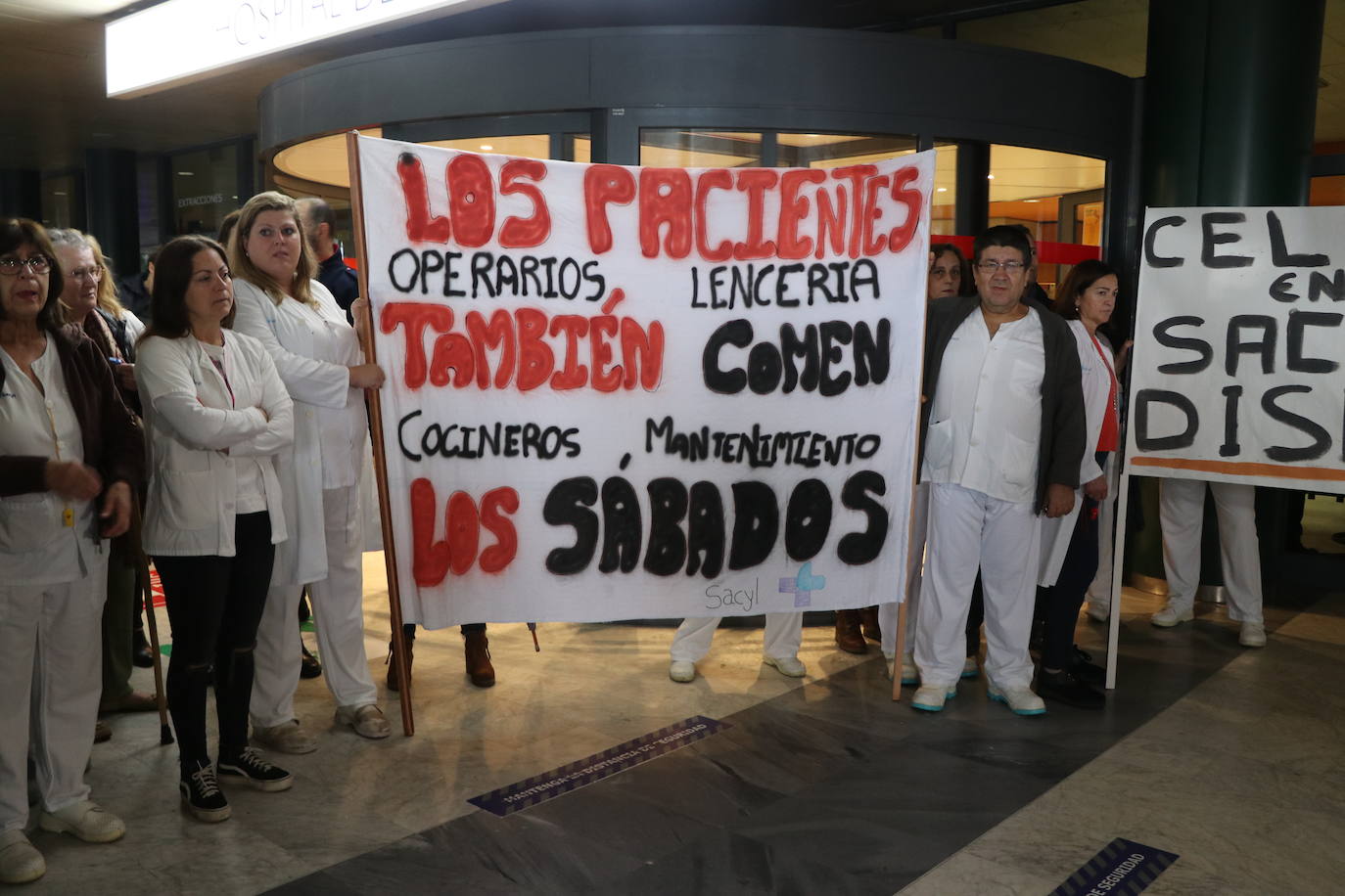 Concentración de trabajadores de Sacyl