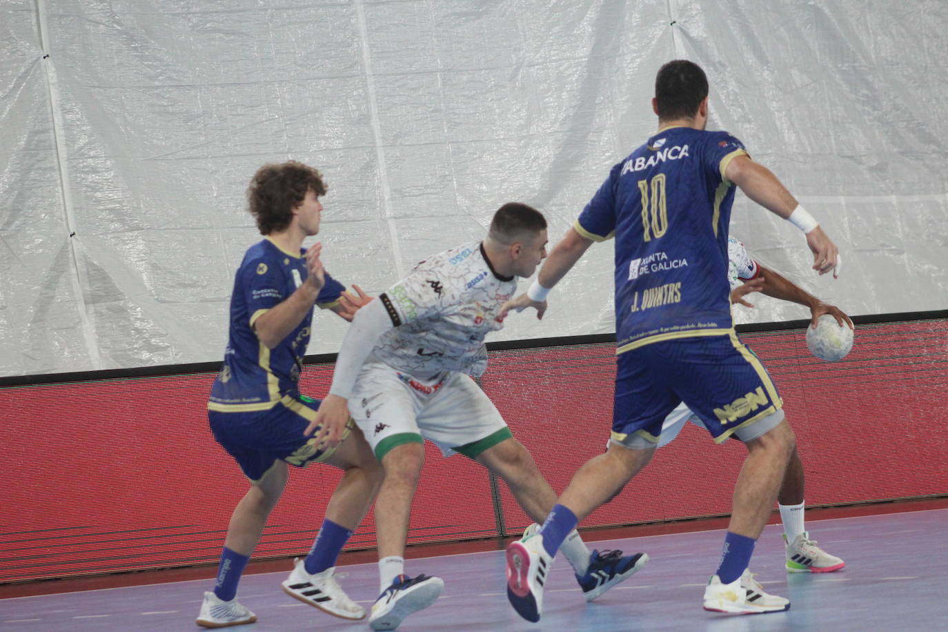 Las mejores imágenes del Ademar - Balonmano Cangas