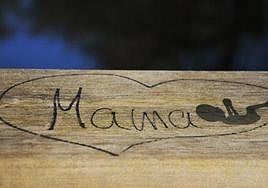 Dibujo en homenaje a las madres.